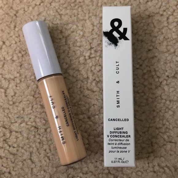 Smith & Cult Light Diffusing V-Concealer - Picture 3 of 4